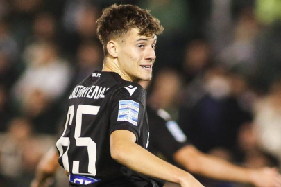 Galatasaray Giannis Konstantelias'i takibe aldı