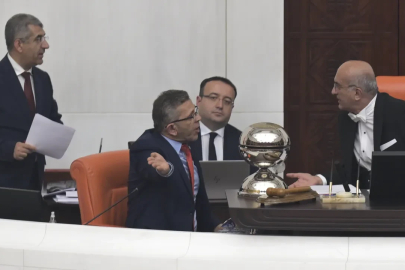 TBMM’de Talat Paşa krizi: Kürsüye vurdu, cezayı aldı