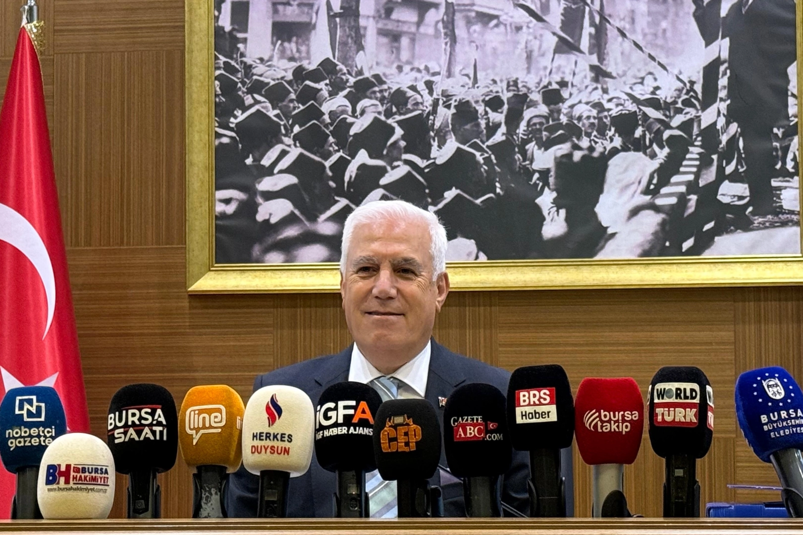 Lesbian yashirin kamera onlayn porno