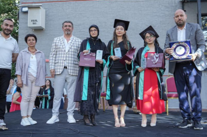 Bursa Nuri Erbak Anadolu Lisesi'nde başarılara ödül