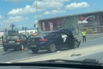 İstanbul'da direksiyon hakimiyetini kaybeden sürücü yan yoldan anayola uçtu, E-5 kapandı