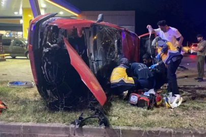 Kocaeli'de otomobilin takla attığı kazada ağır yaralanan genç sürücü hayatını kaybetti