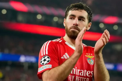 Orkun Kökçü'den fikir değişikliği: Hocasıyla tartışmıştı