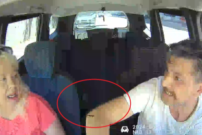 Bursa'da takside dehşet! Eski eşi ve şoförü yaraladı: İstenilen ceza belli oldu...