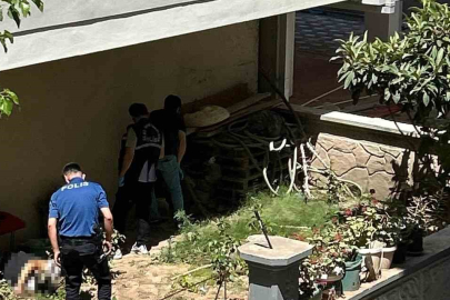 Manisa’da bunalıma giren bir kişi intihar etti