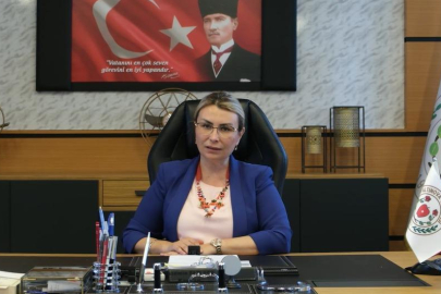 AK Parti'ye geçeceği konuşuluyordu! Altınova Belediye Başkanı Yasemin Fazlaca CHP'den istifa etti