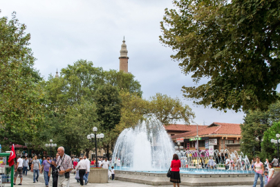 Bursa’da 5 günlük hava durumu: Aşırı sıcaklardan gök gürültülü sağanak yağışa (26 Haziran 2025 Bursa Hava Durumu)