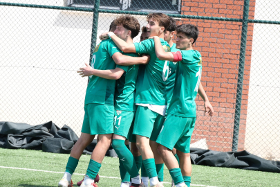 Bursaspor’da 12 genç şansını deneyecek!