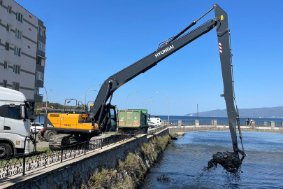 Bursa Büyükşehir’den Karsak Deresi’nde kapsamlı temizlik