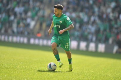 Bursaspor'da Bora Yılmaz'la yollar ayrıldı!