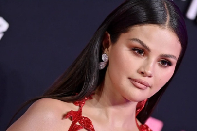 Selena Gomez, Alex Russo rolüne geri dönüyor