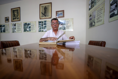 Bursa'nın geçmişine ışık tutan fotoğrafçı: Mesut Özkeser'in tarihi eserlere adanmış yolculuğu