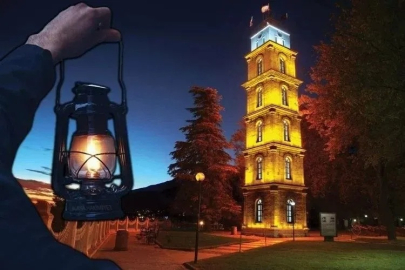 Bursalılar kavurucu sıcaklarda dikkat: 13 ilçede elektrik kesintisi! Mahalle mahalle, saat saat açıklandı...