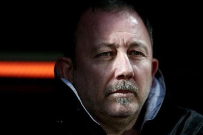 Sergen Yalçın geri dönüyor! İngiltere'den teklif...