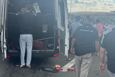 Ankara’da servis minibüsü kamyona çarptı: 1 ölü, 5 yaralı