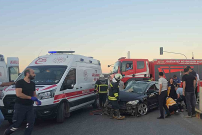 Gaziantep’te tır ile otomobil çarpıştı: Nişanlı çift yaralandı
