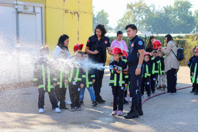 Bursa İtfaiyesi'nden 183 bin öğrenciye yangın güvenliği eğitimi