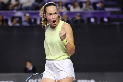 Wimbledon'da tarih yazıyoruz! Zeynep Sönmez...