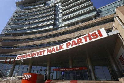 CHP'de 3,5 saat süren olağanüstü toplantı