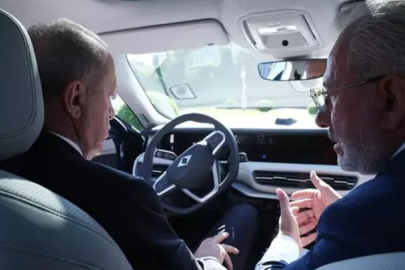 Erdoğan, TOGG’un yeni modeli T10F’i test etti