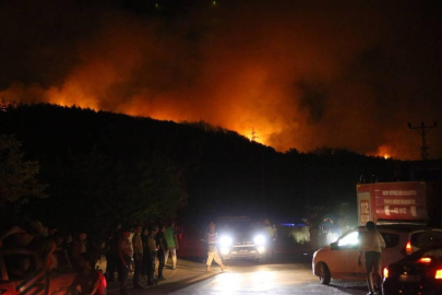Hatay’daki orman yangını büyüyor! 9 yayla tahliye edildi: Hasarı söylemek henüz mümkün değil!