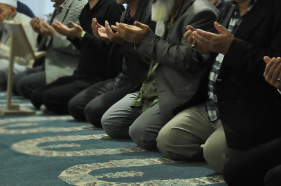 Orman yangınlarının sona ermesi için camilerde dua edilecek