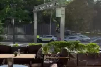 Ankara'da kaza yaptıktan sonra tartıştığı polisin silahını almaya çalışan şahıs gözaltına alındı