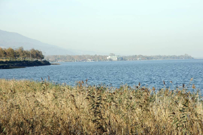 Sapanca Gölü'nde mahsur kalan 17 kişi jandarma ekiplerince kurtarıldı