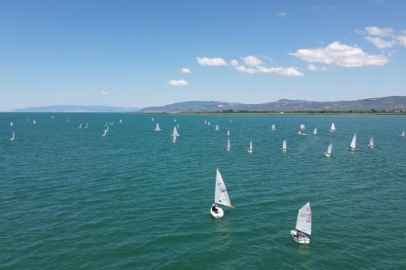 Bursa İznik Gölü'nde görsel şölen