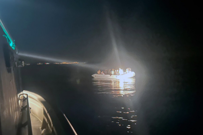 Muğla Datça açıklarında 22 düzensiz göçmen kurtarıldı