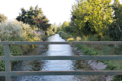 Samsun'da Bafra'da sulama kanalına düşen şahıs vatandaşlar tarafından kurtarıldı