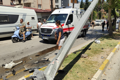 Aydın Kuşadası’nda freni tutmayan araç kazaya neden oldu: 5 yaralı
