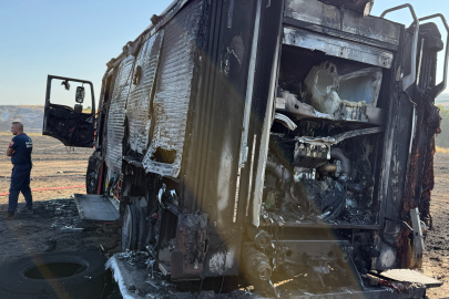 İstanbul Silivri’de arazi yangını: 2 kişi yaralandı, itfaiye aracı yandı