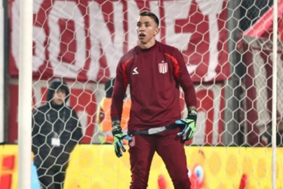 Muslera, Estudiantes'le ilk maçında şoku yaşadı: Sahada göz gözü görmedi...