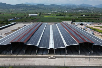 Bursa İnegöl Belediyesi'nden güneşten ayda 1,2 milyonluk kazanım!