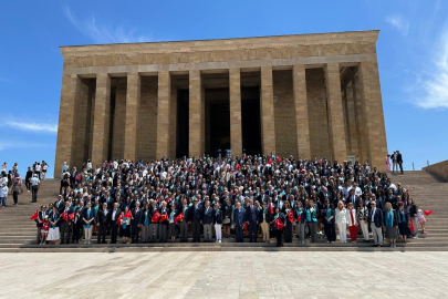 Rotaryenler yeni döneme Anıtkabir’de Ata’ya saygıyla başladı