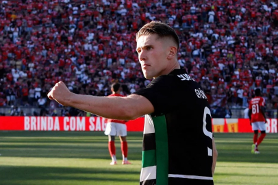 Gyökeres'te Fenerbahçe'nin istediği oluyor!