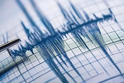 İzmir'de deprem! AFAD ve Kandilli duyurdu