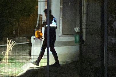 Kocaeli'de bir şahıs üvey oğlunu göğsünden bıçakladı