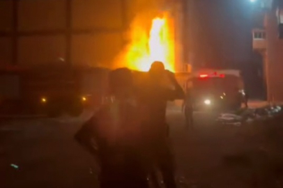 Bursa’da mobilya imalathanesinde yangın! 1 saatte söndürüldü...