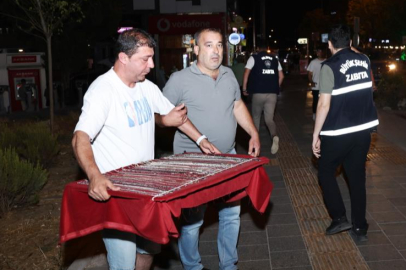 Bursa'da seyyar satıcı operasyonu! Tek tek denetlendiler...