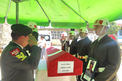 Kıbrıs gazisi Manisa’da törenle toprağa verildi