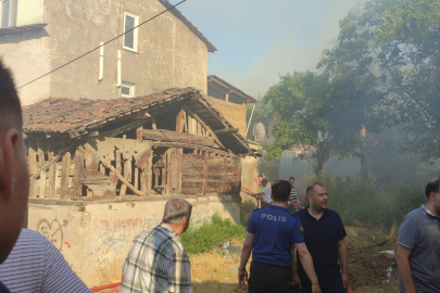 Samsun Vezirköprü’de ahşap evde yangın