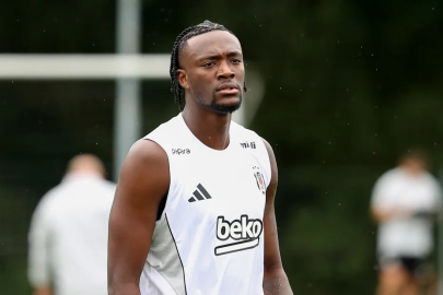 Beşiktaş'ın yeni transferleri İstanbul'a geliyor: Orkun ve Walker-Peters'ın sözleşme detayları