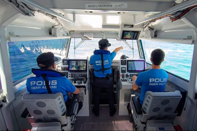 Deniz polisi, Van Gölü'nde inci kefali için nöbette