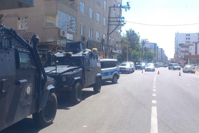 Diyarbakır'da ihbara giden polislere ateş açıldı! 3 polis yaralandı