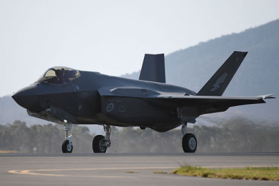 ABD'li senatörden F-35 itirafı: Teslimatı engelleyen benim