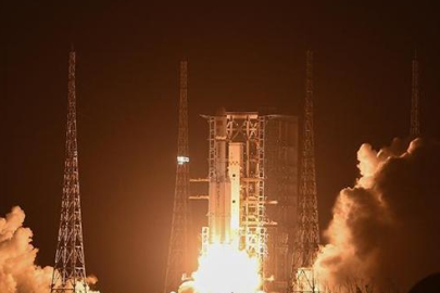 Çin, uzay istasyonuna malzeme göndermek için kargo gemisi fırlattı