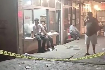 Adana’da sokakta bıçaklı saldırıya uğrayan bir kişi ağır yaralandı