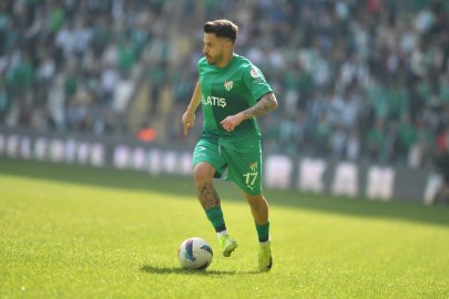 Bora Yılmaz da Bursaspor’dan ayrıldı!